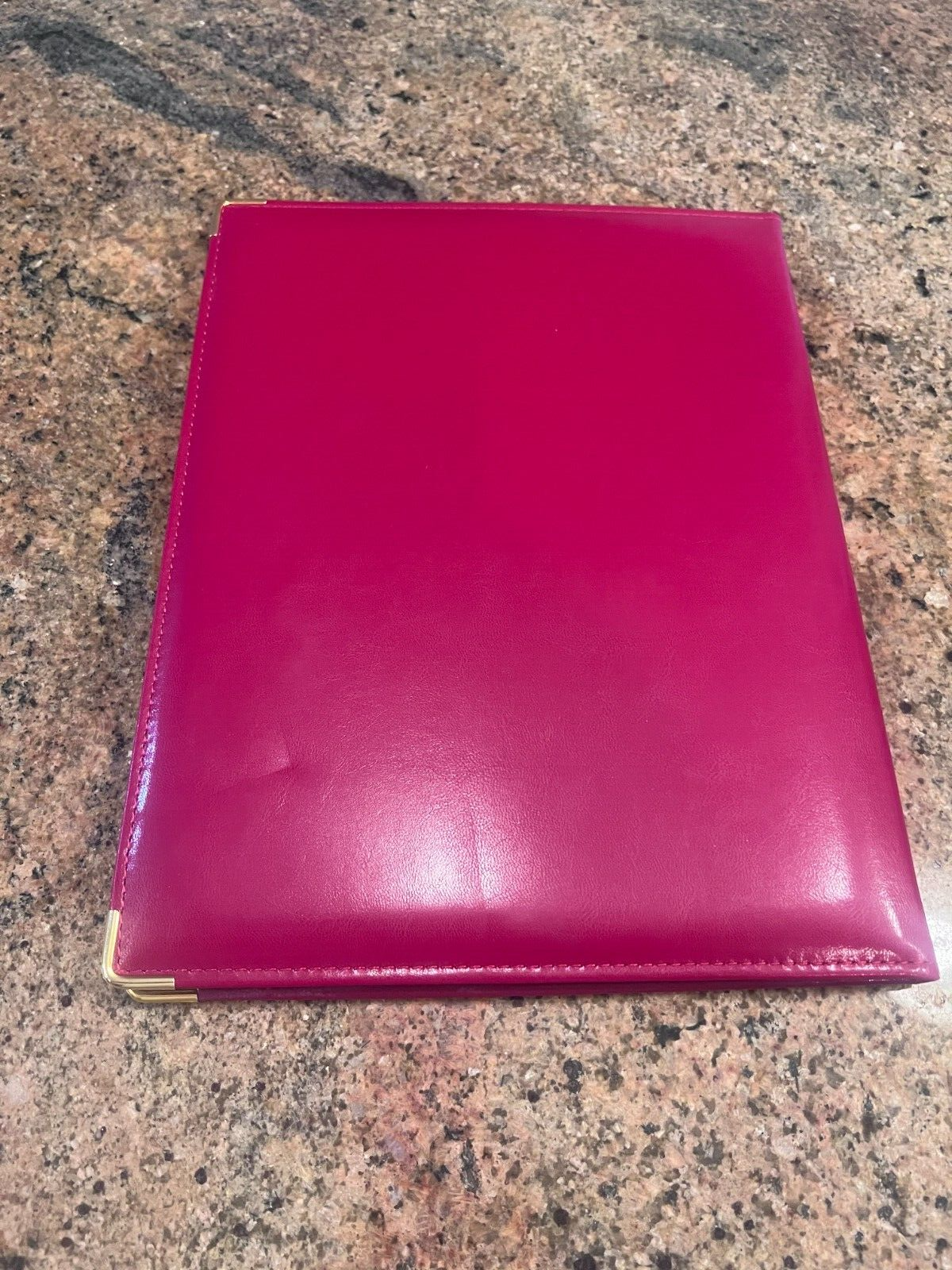 Apple Computer Memorabilia 1994 Notebook with VINTAGE APPLE NOTE PAPER RARE