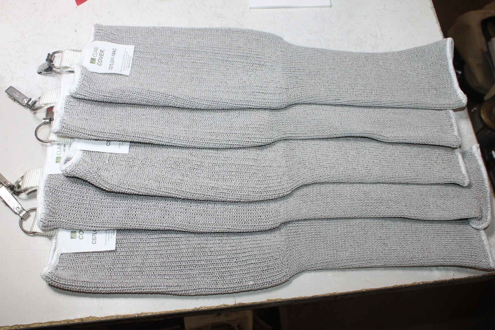 New Claw Cover CS7LGY-18AC 18" Arm Cut Resistant Sleeve w/ Clip ( 5 pack )