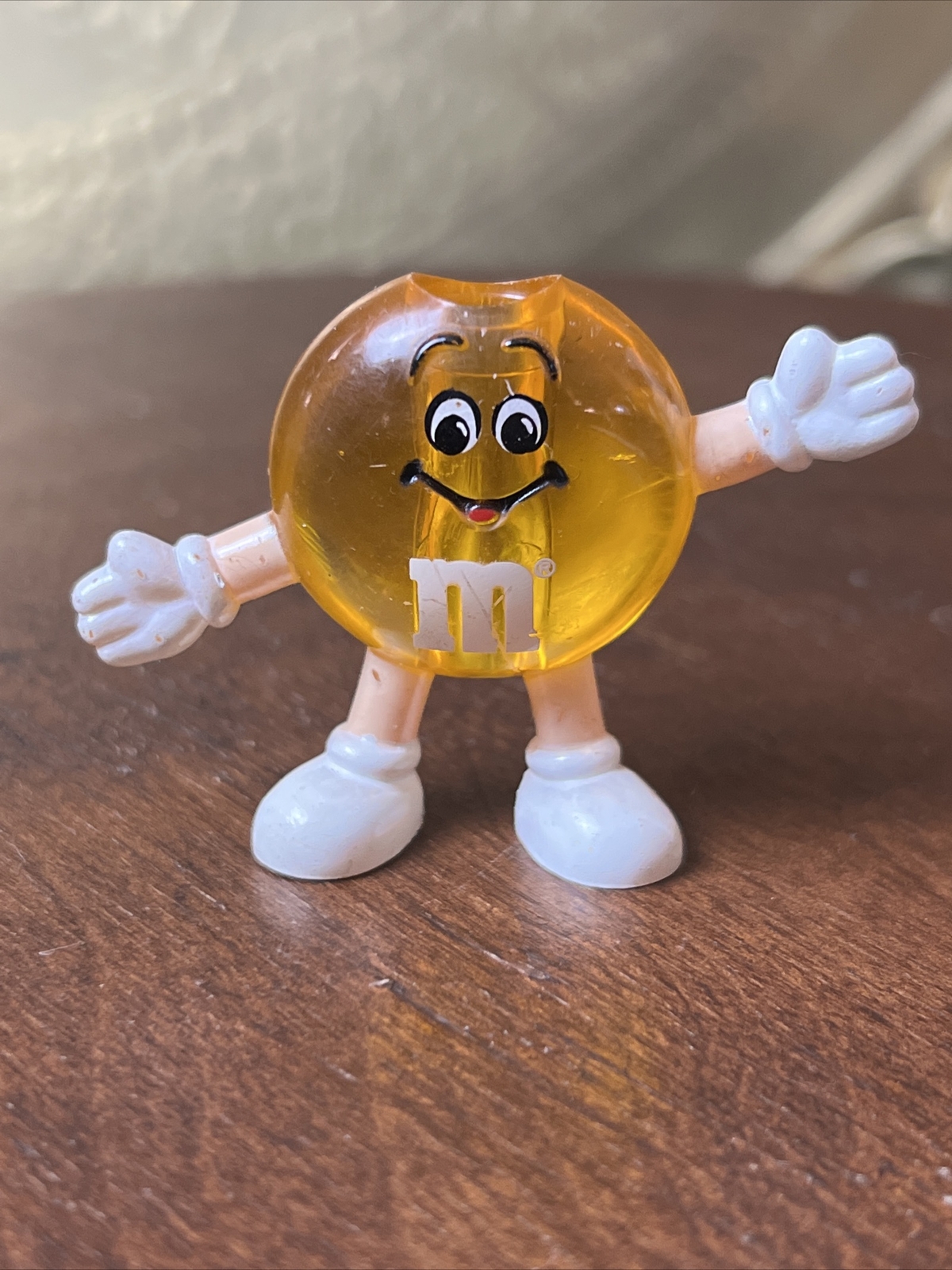 M&M Replacement Vintage Yellow Christmas Light Cover 2"