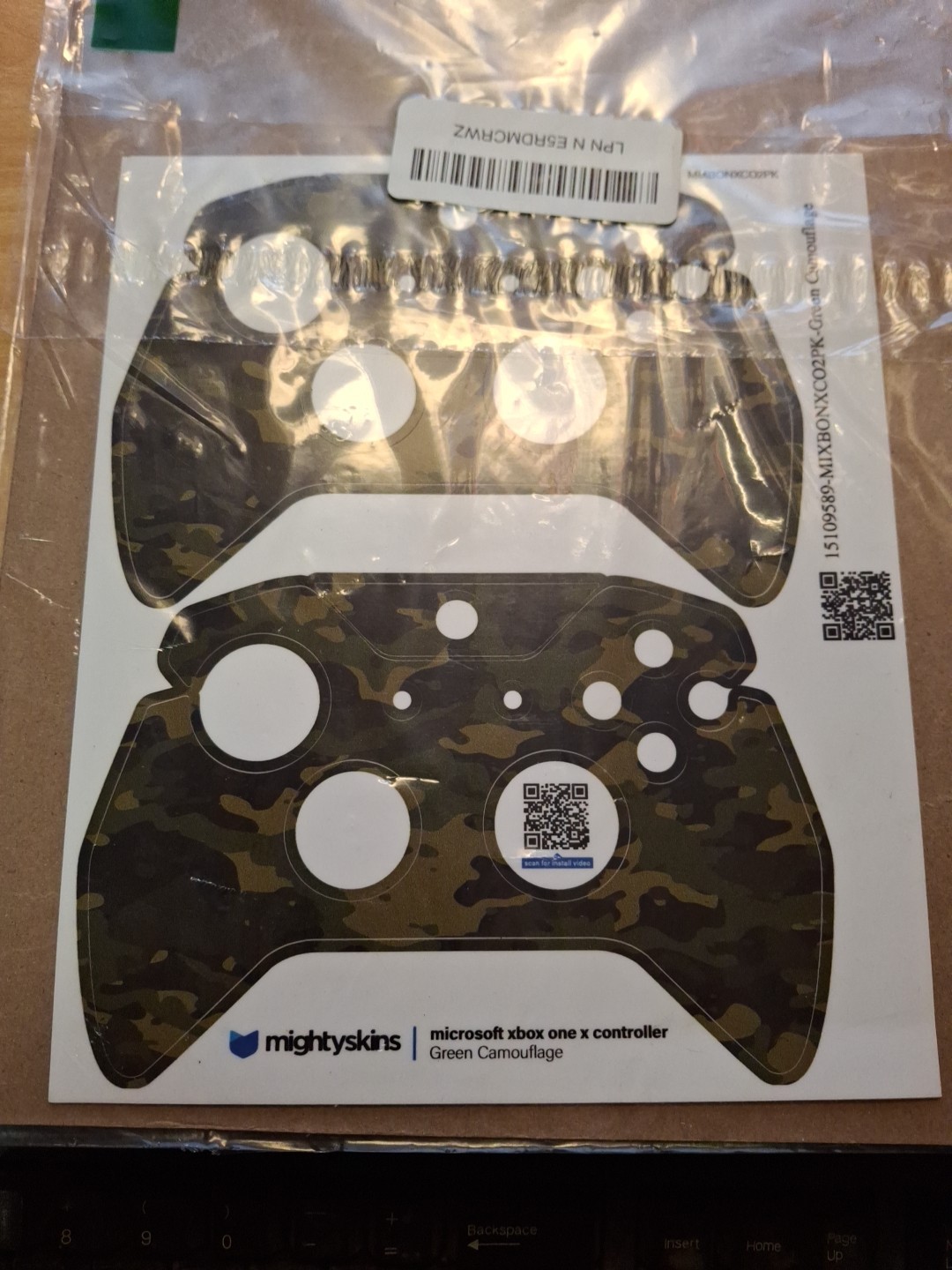 Green Camouflage MightySkins Microsoft XBox One X Controller Skins
