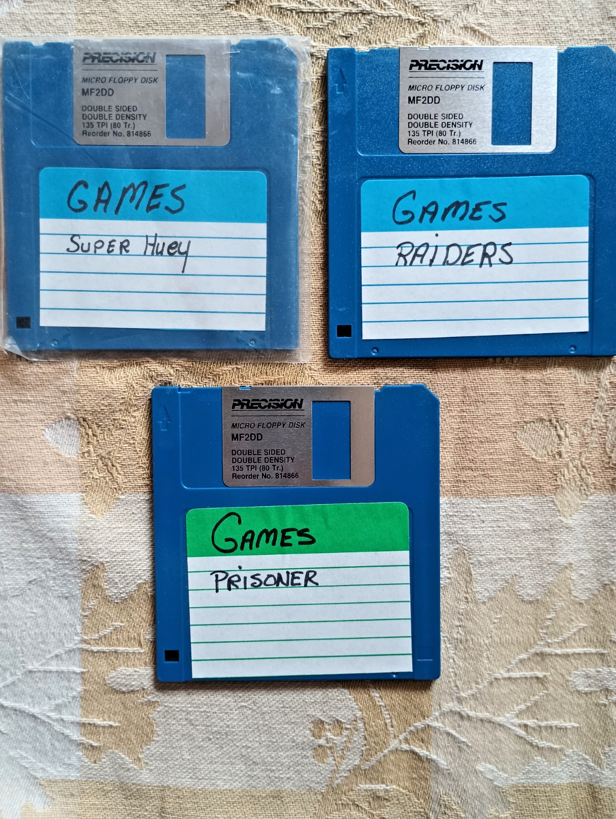 30+ Game Lot w/27 3.5” CD Floppy Disk & Floppy Disk Container Holder