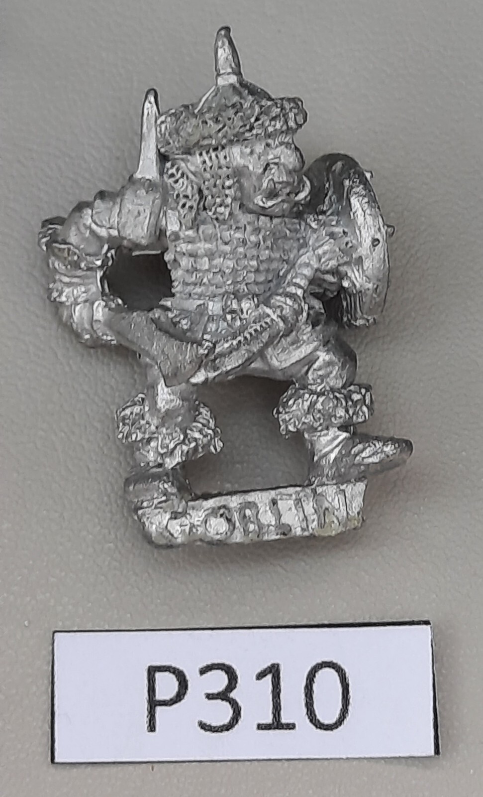 Early Gobbo Goblin with Sword & Shield - GW - Metal (P310)