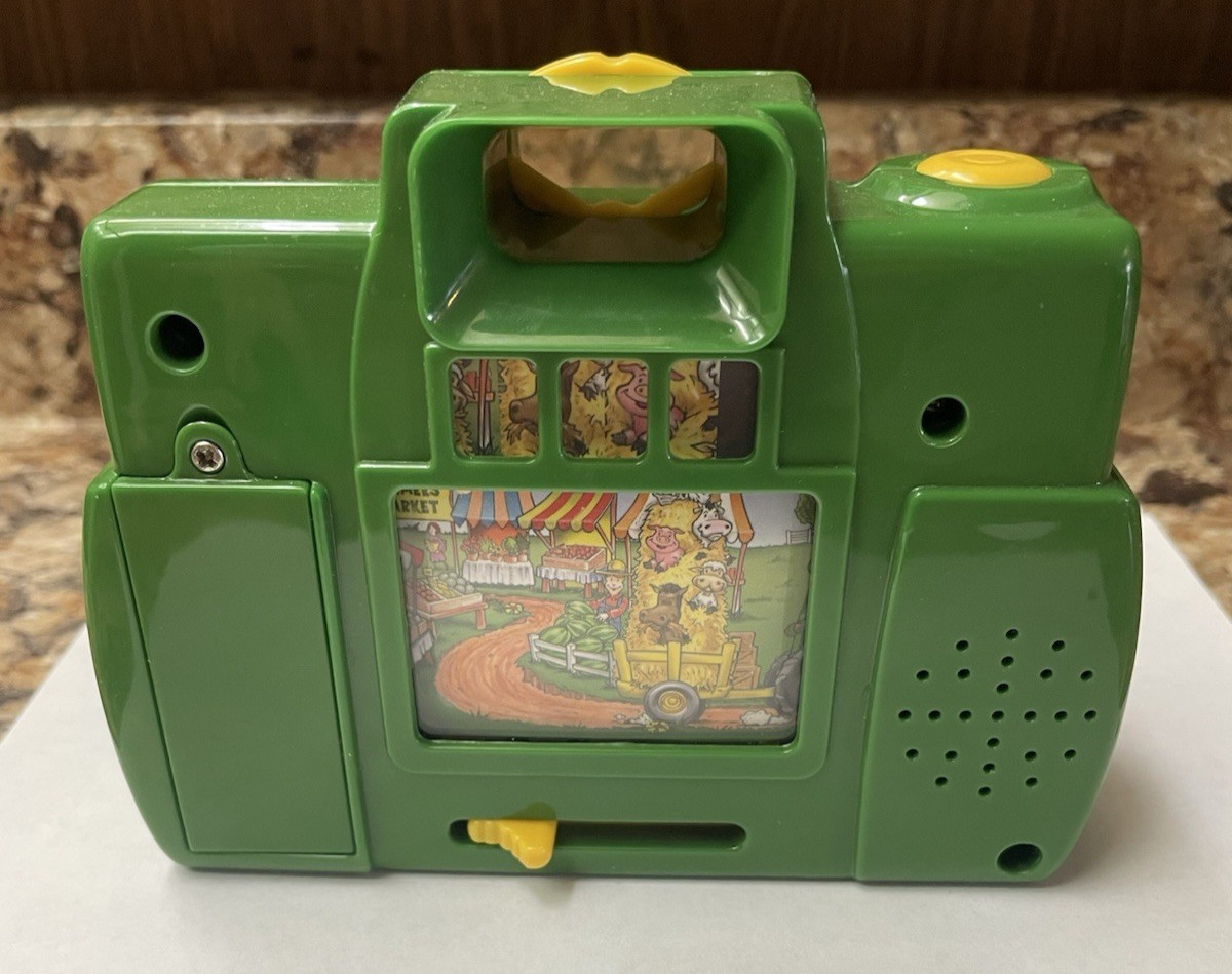John Deere Barnyard Friends Toy Camera - Light & Sounds - Working