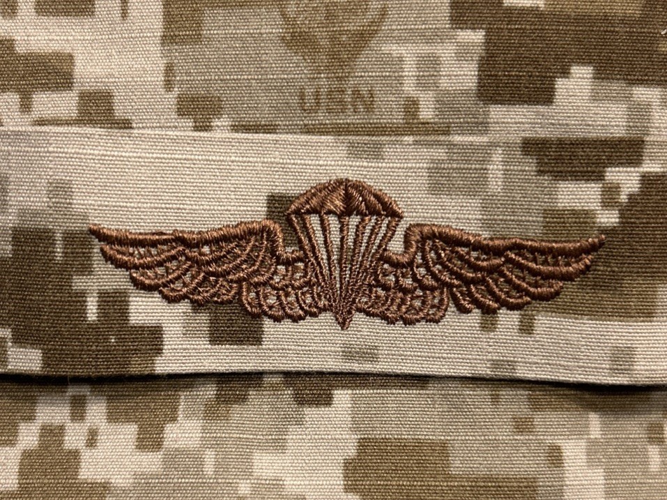 US Navy Naval Parachutist Badge NWU Type II Sew-On Desert USN