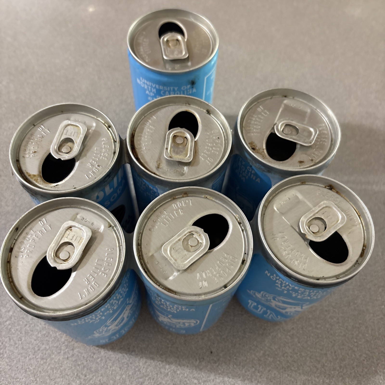 1982 N. Carolina NCAA Champion 6 Pack Blue Soda (Empty)
