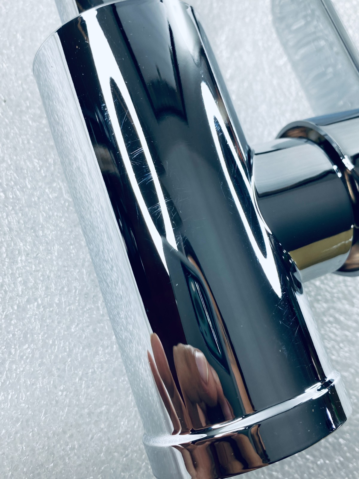 Flexible Kitchen Faucet With Single Handle Lever, Chrome/Black