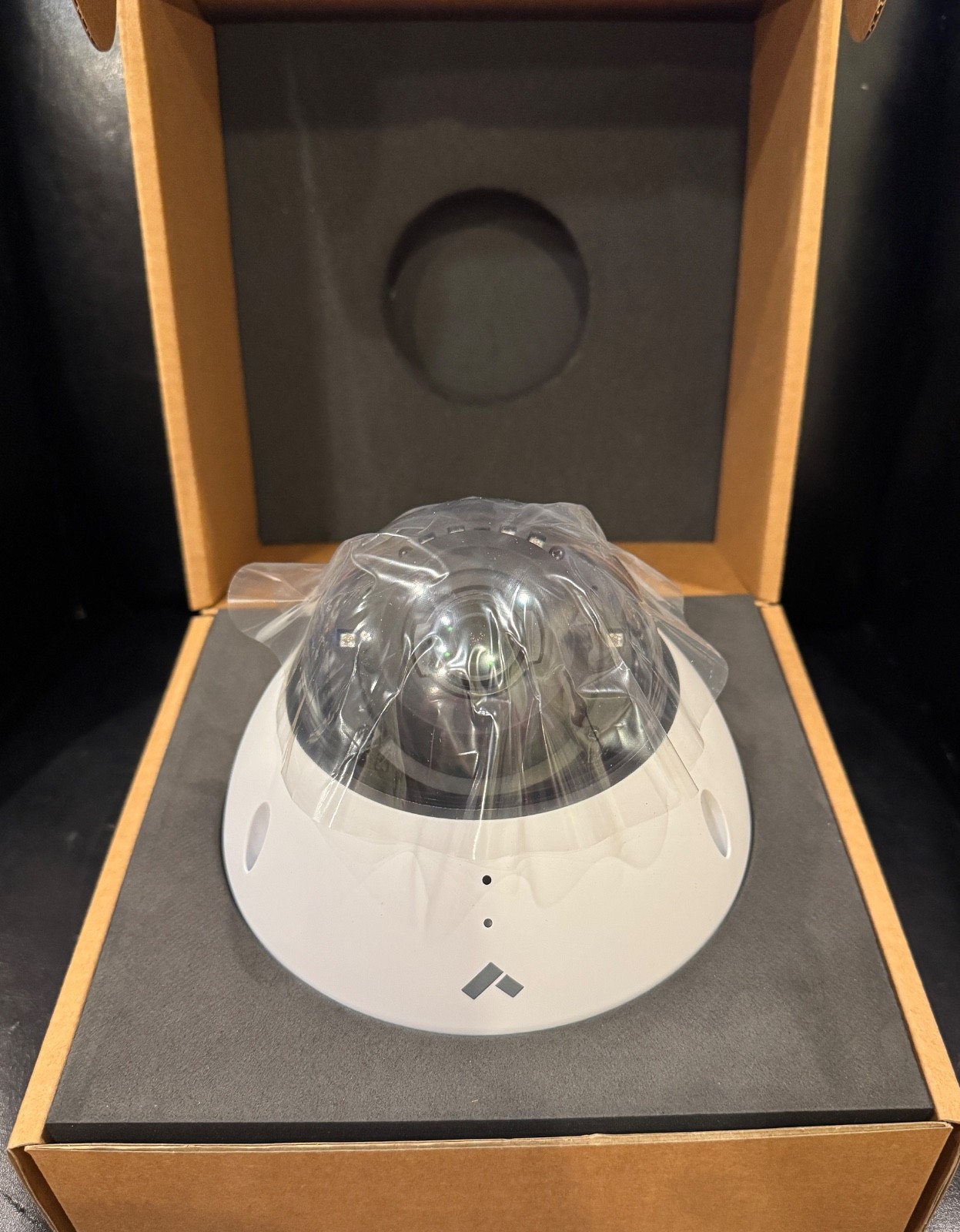 Verkada CD51-30E-HW 1A-26001-A Outdoor Dome Security Camera 5MP 2.8mm-8mm White
