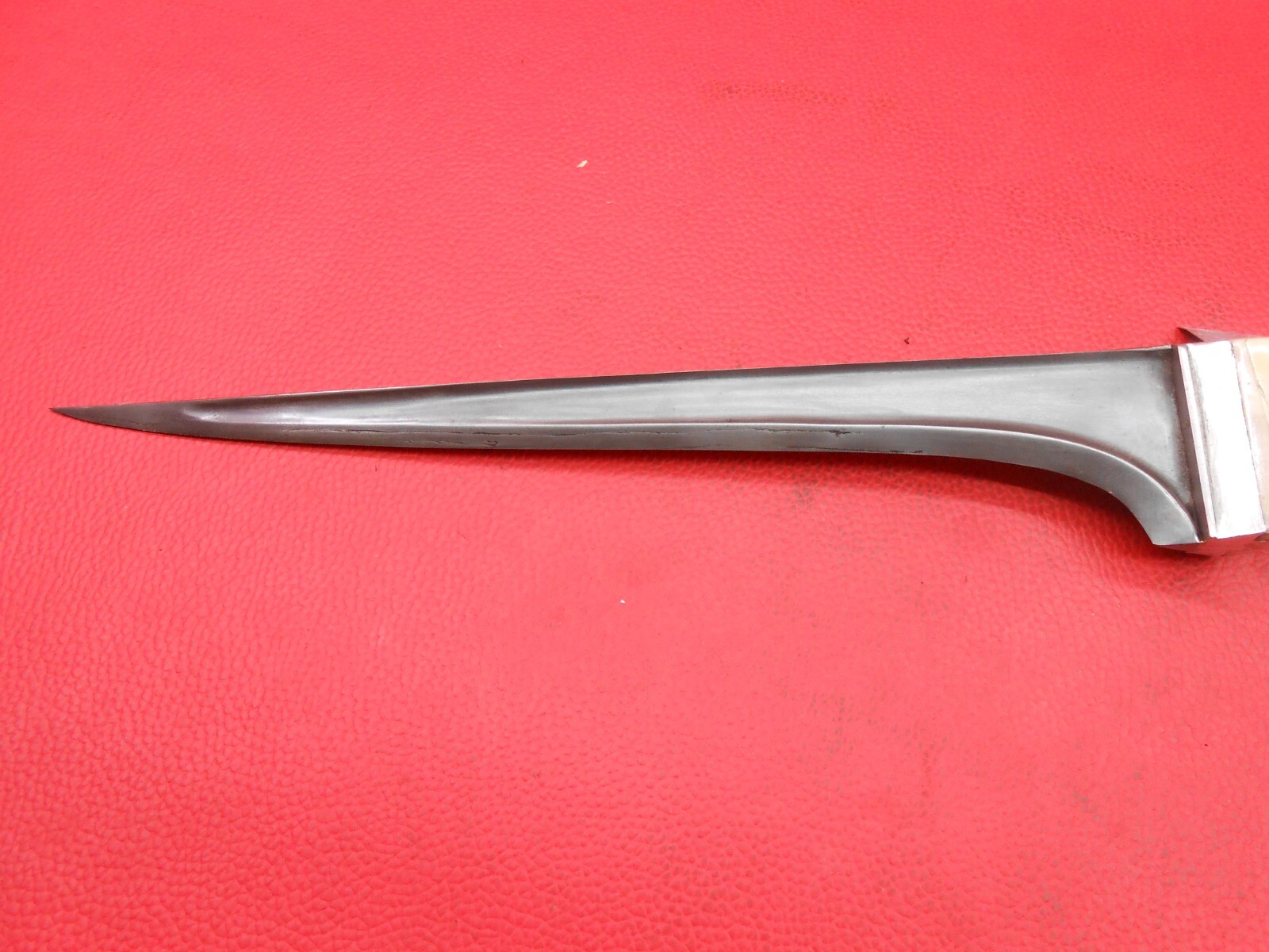 18th Century Indian Mughal Islamic Pesh Kabz Dagger Wootz Blade Bone grip F283