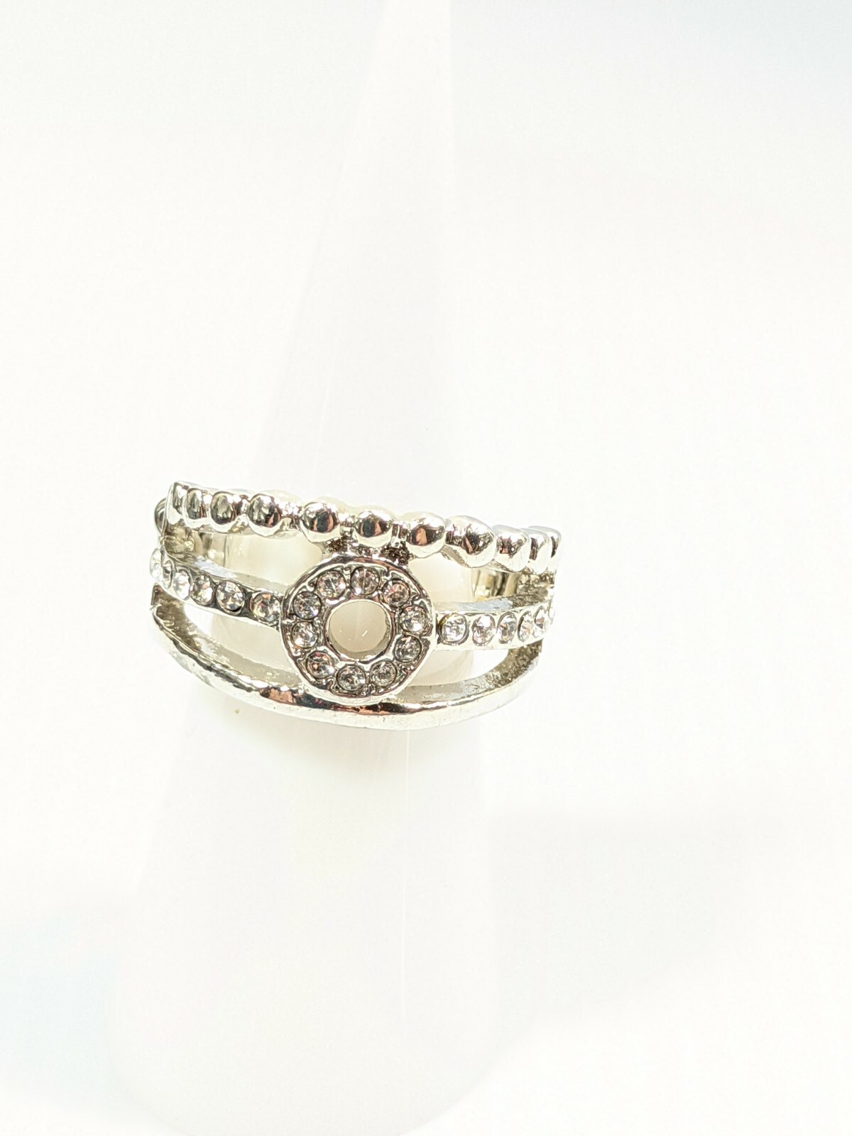 Silver Tone Crystal Open Circle Cut Out Band Statement Stretch Ring Size 8