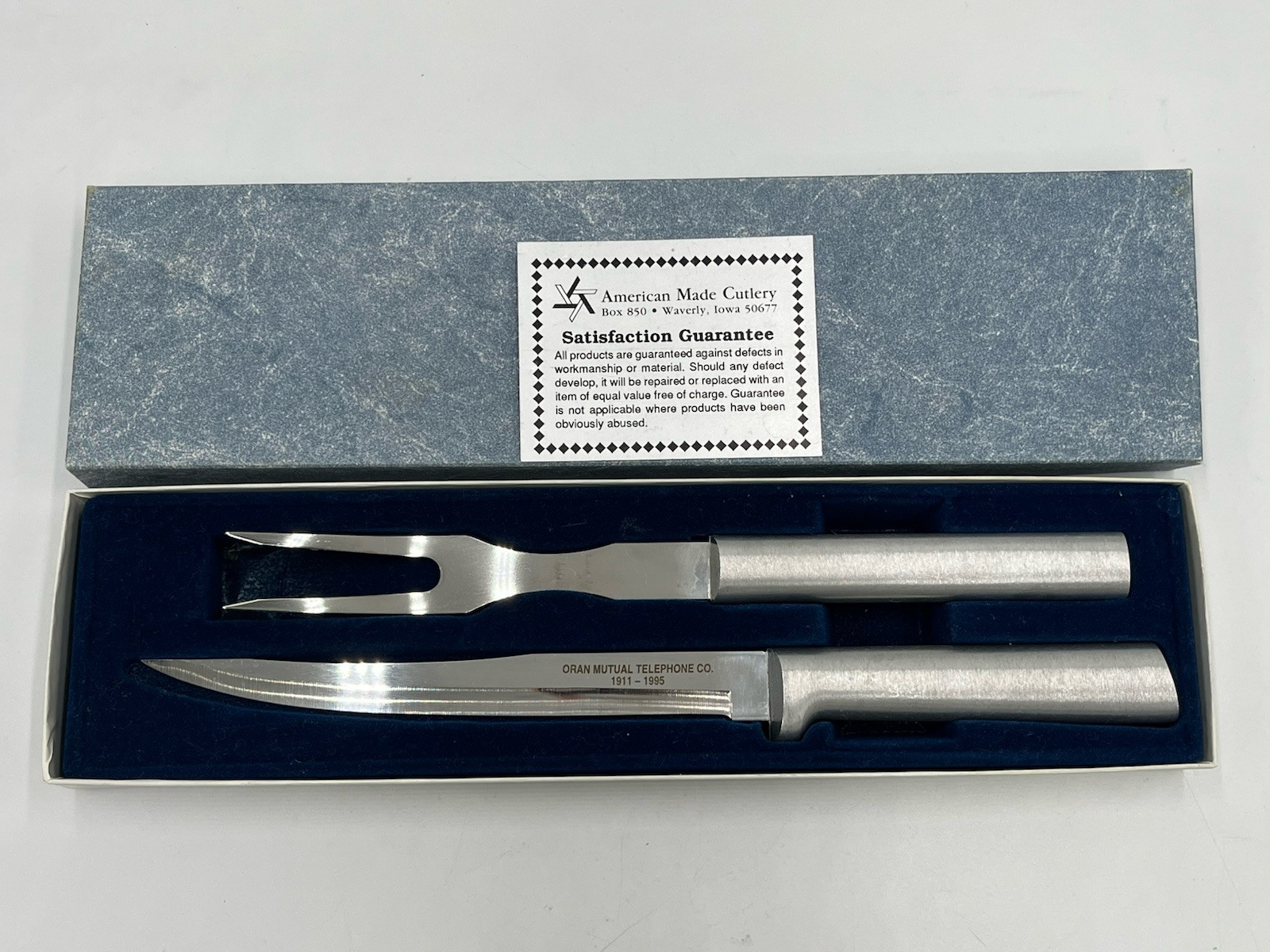 NIB ORAN MUTAL TELEPHONE CO. AMERICAN MADE  CUTLERY TWO PIECE CARVING SET W/ BOX