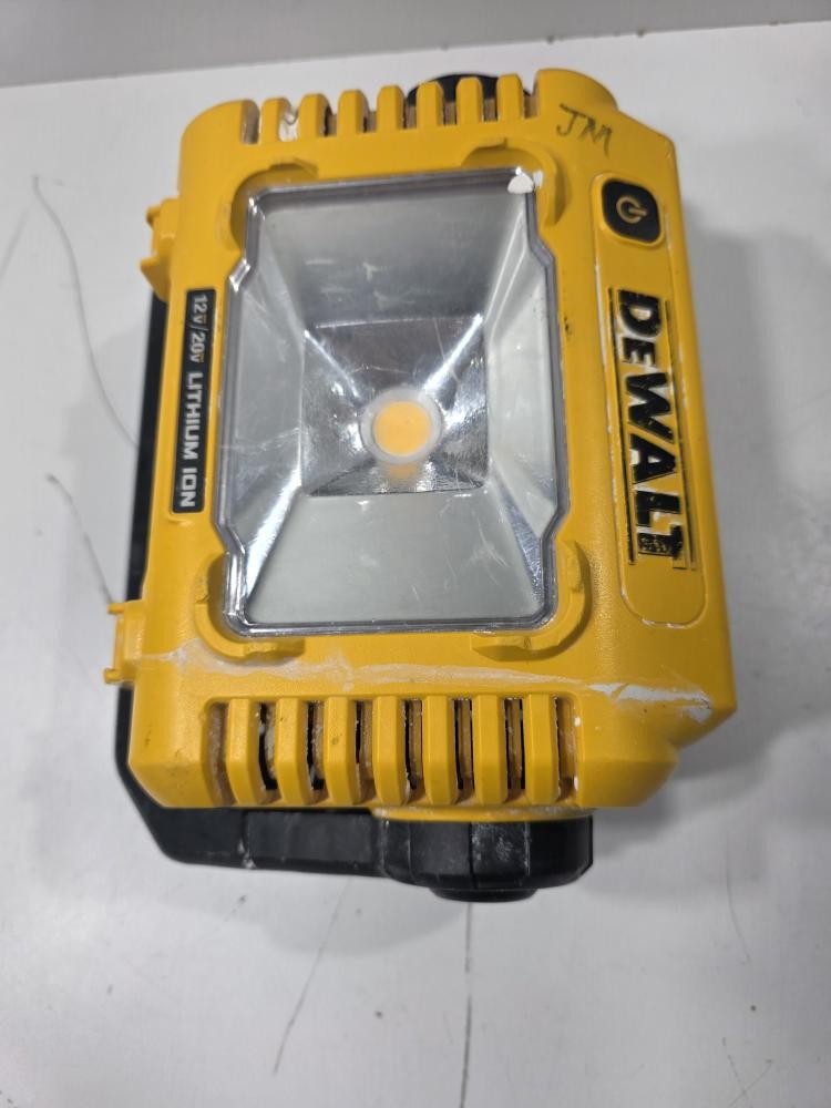 DEWALT DCL077 (P13021937)