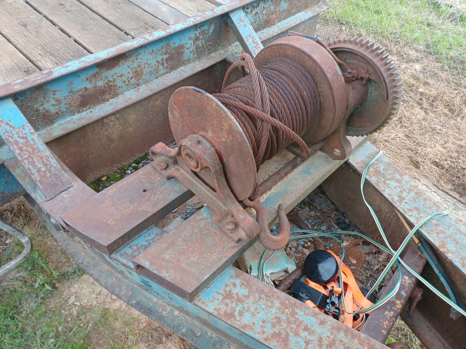 Beebe Bros antique winch 5 ton