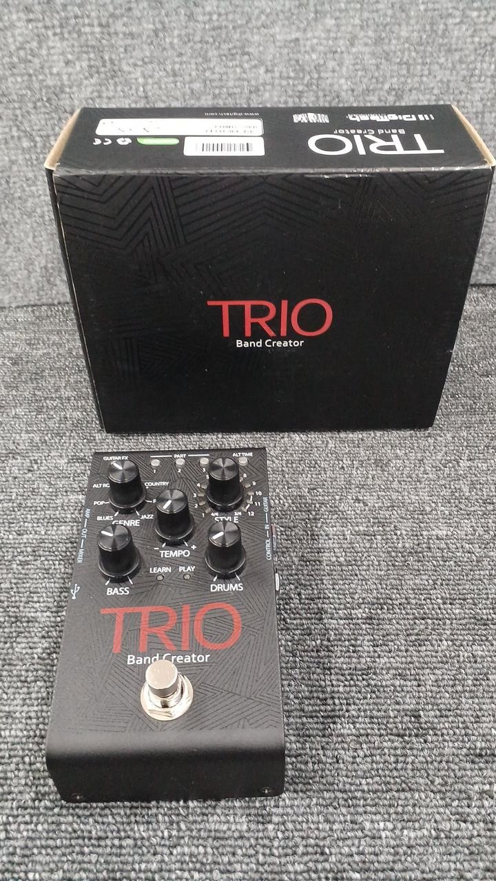 DIGITECH TRIO Band Creator Guitar Effects Pedal Auto Bass Drums 12 Genres Looper