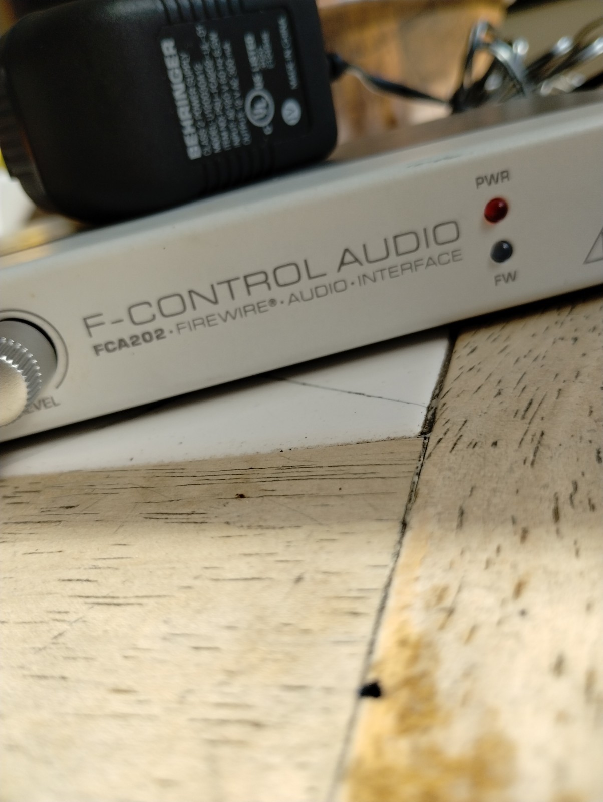 BEHRINGER F Control FIREWIRE Audio Interface FCA202 w/AC ADAPTER