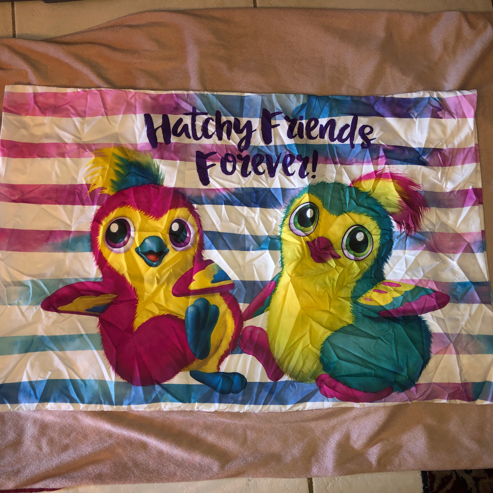 Hatchimals Pillowcase 20x30 Standard REVERSIBLE Hatch Together Friends Forever
