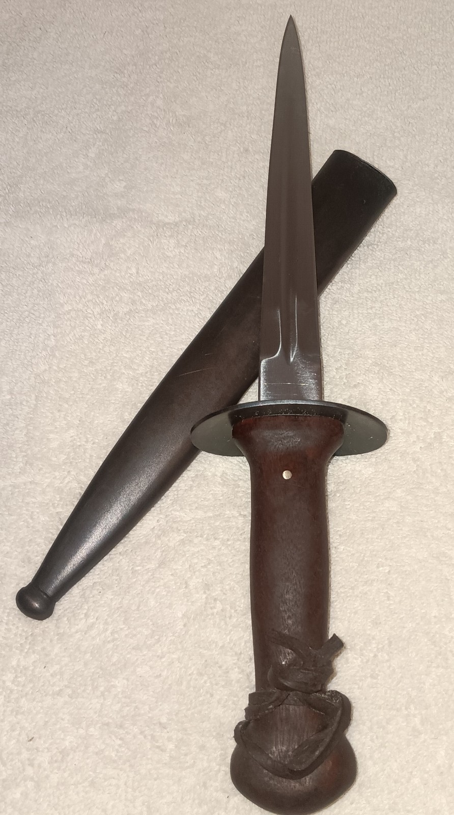 New WWII F-S Command Dagger Windlass Replica With Brass Sheth