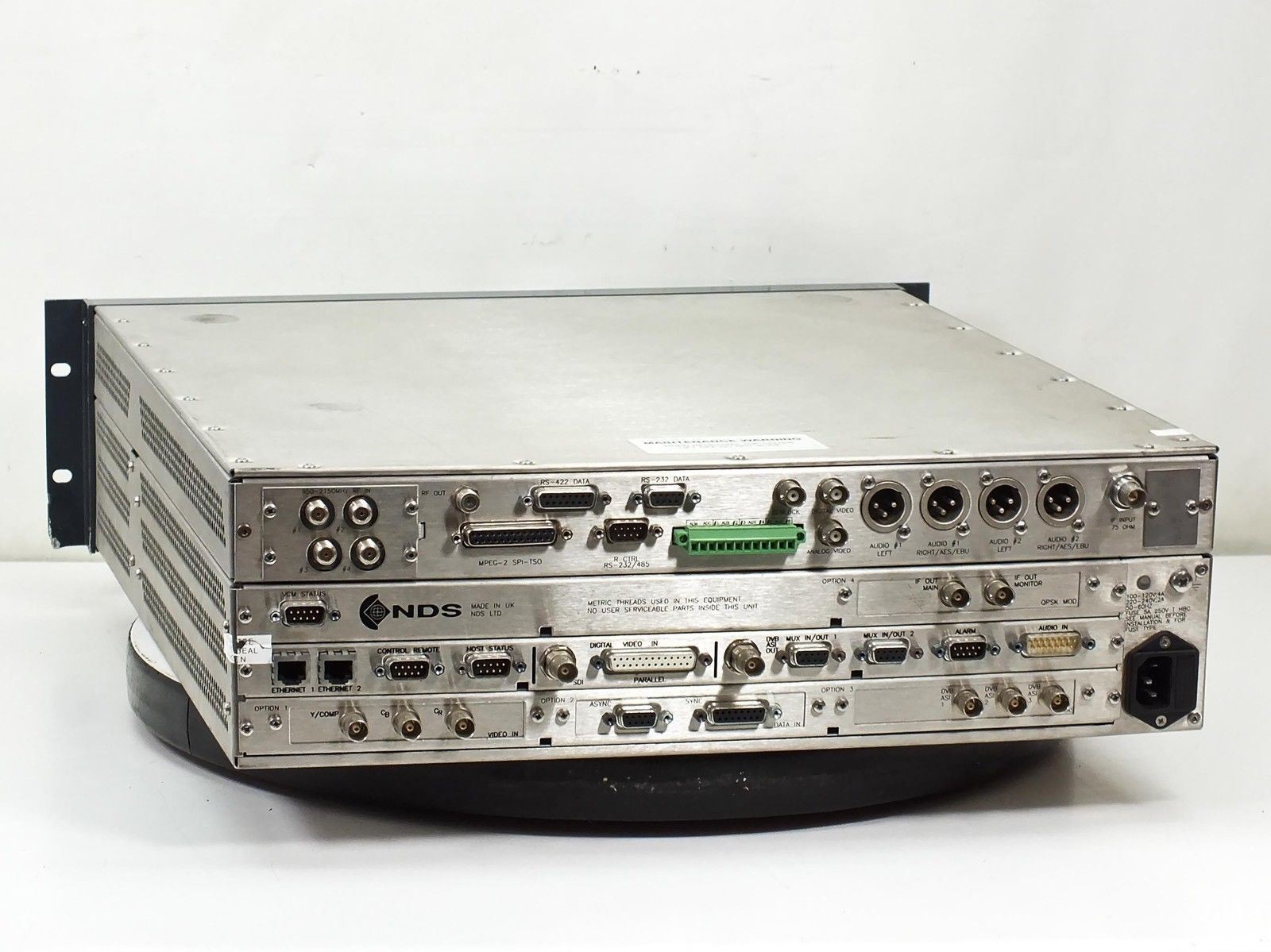 Tandberg E5424 Mpeg-2 Encoder with NDS Board QPSK MOD Option & Cards