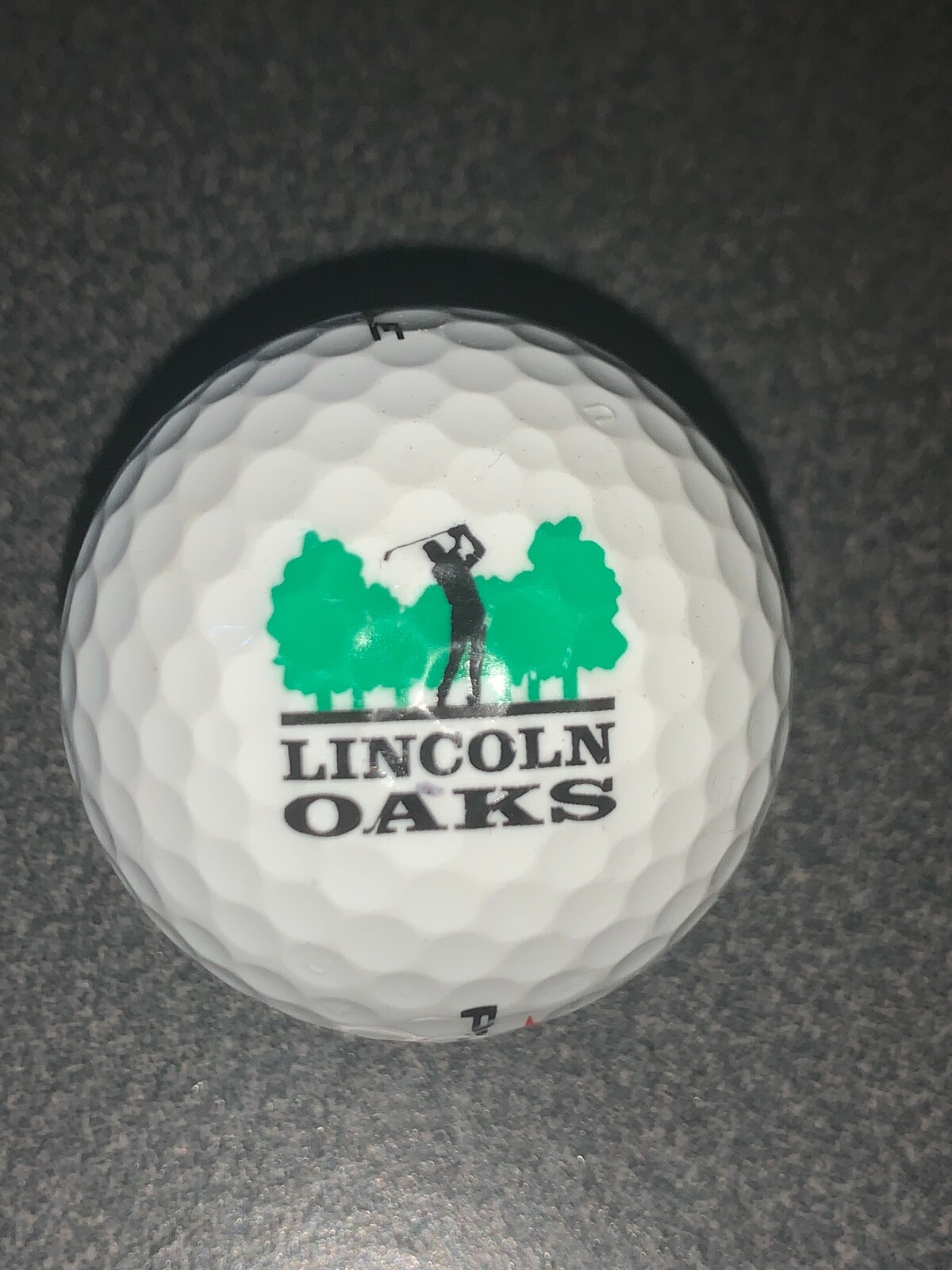 Lincoln Oaks Logo Golf Ball {BG-3-AS} Collectible Ball