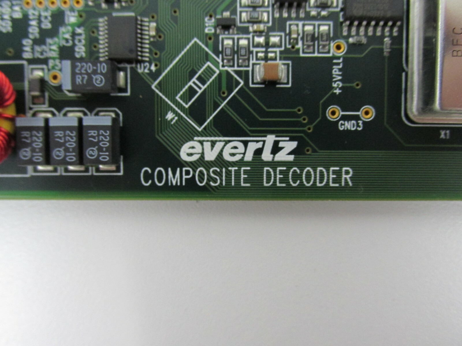EVERTZ 7735CDM Composite Analog Video to SDI Converter (A-D) Frame Synchronizer
