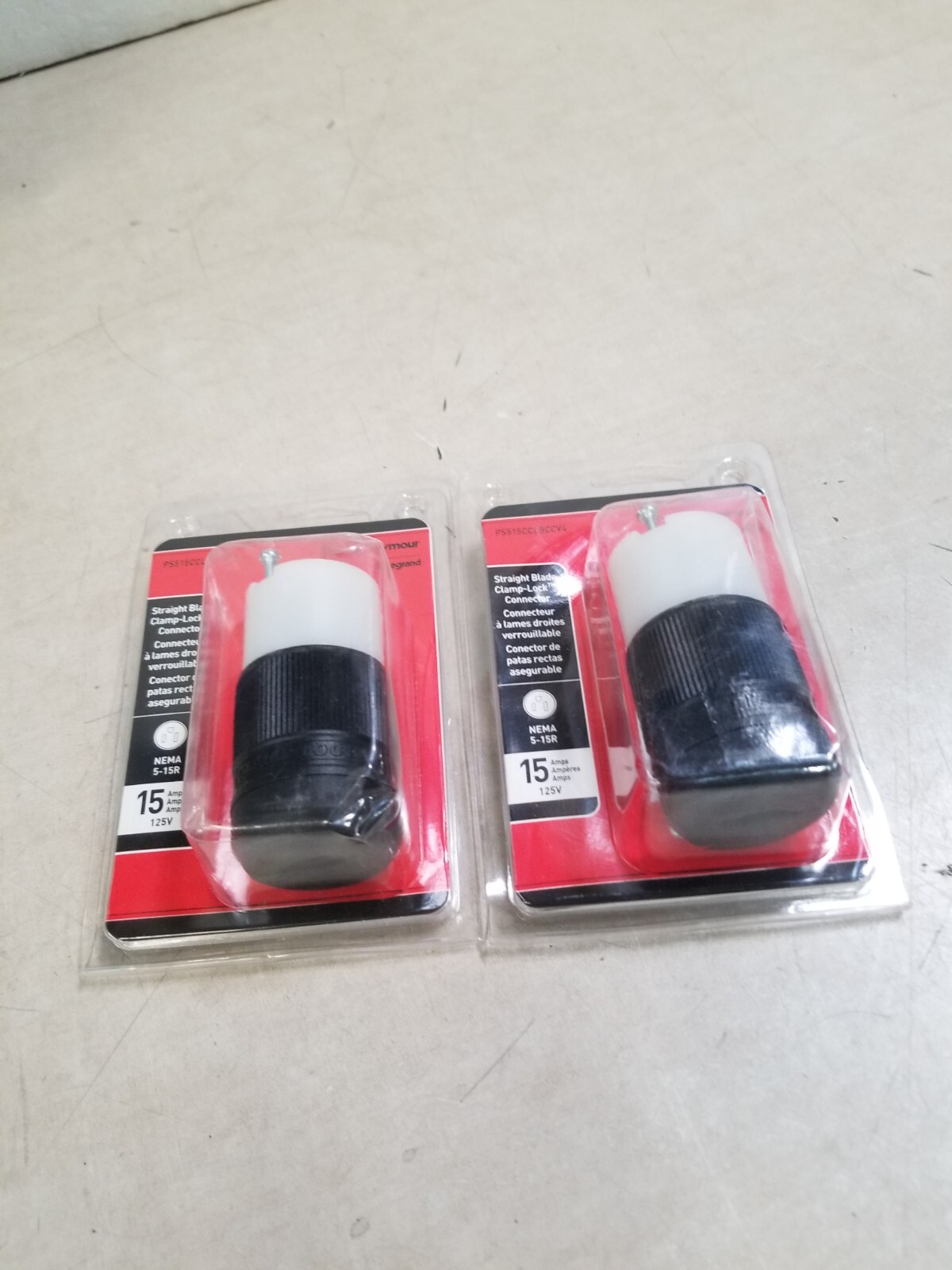 x2 - Pass & Seymour Legrand 15A Straight Blade Female Connector PS515CCLBCCV4