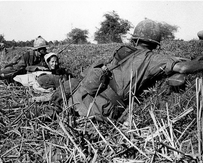 Soldier tells refugees to stay down during fight 8x10 Vietnam War Photo 746