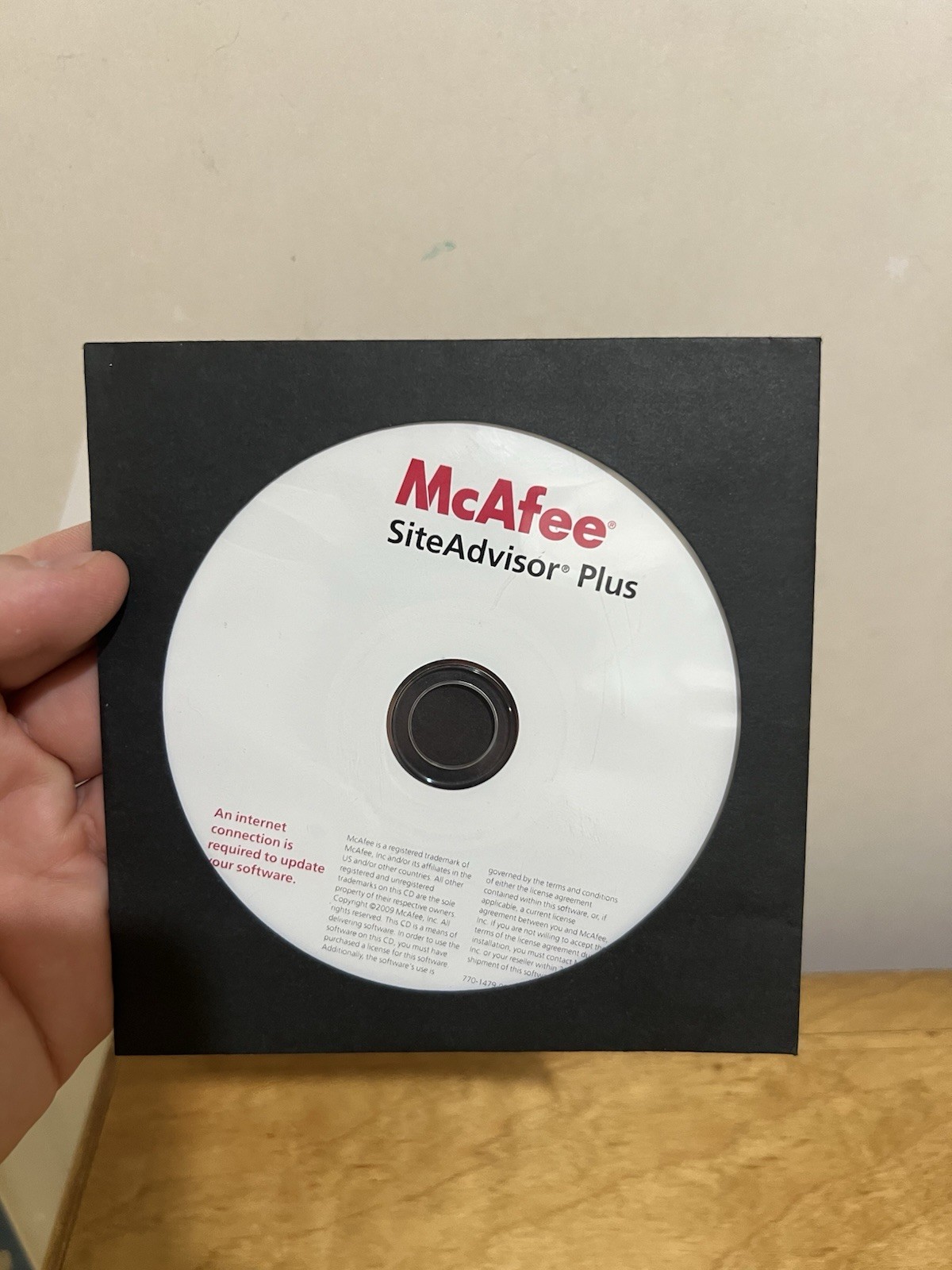 McAfee SiteAdvisor Plus 2000 Computer Program Disc Only 2009