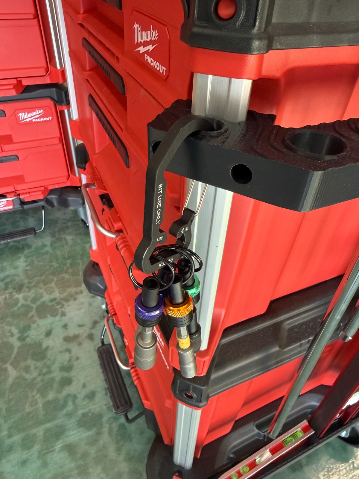 Milwaukee Packout Level & Pry Bar Rail Bracket Set – Tool Organizer Accessories
