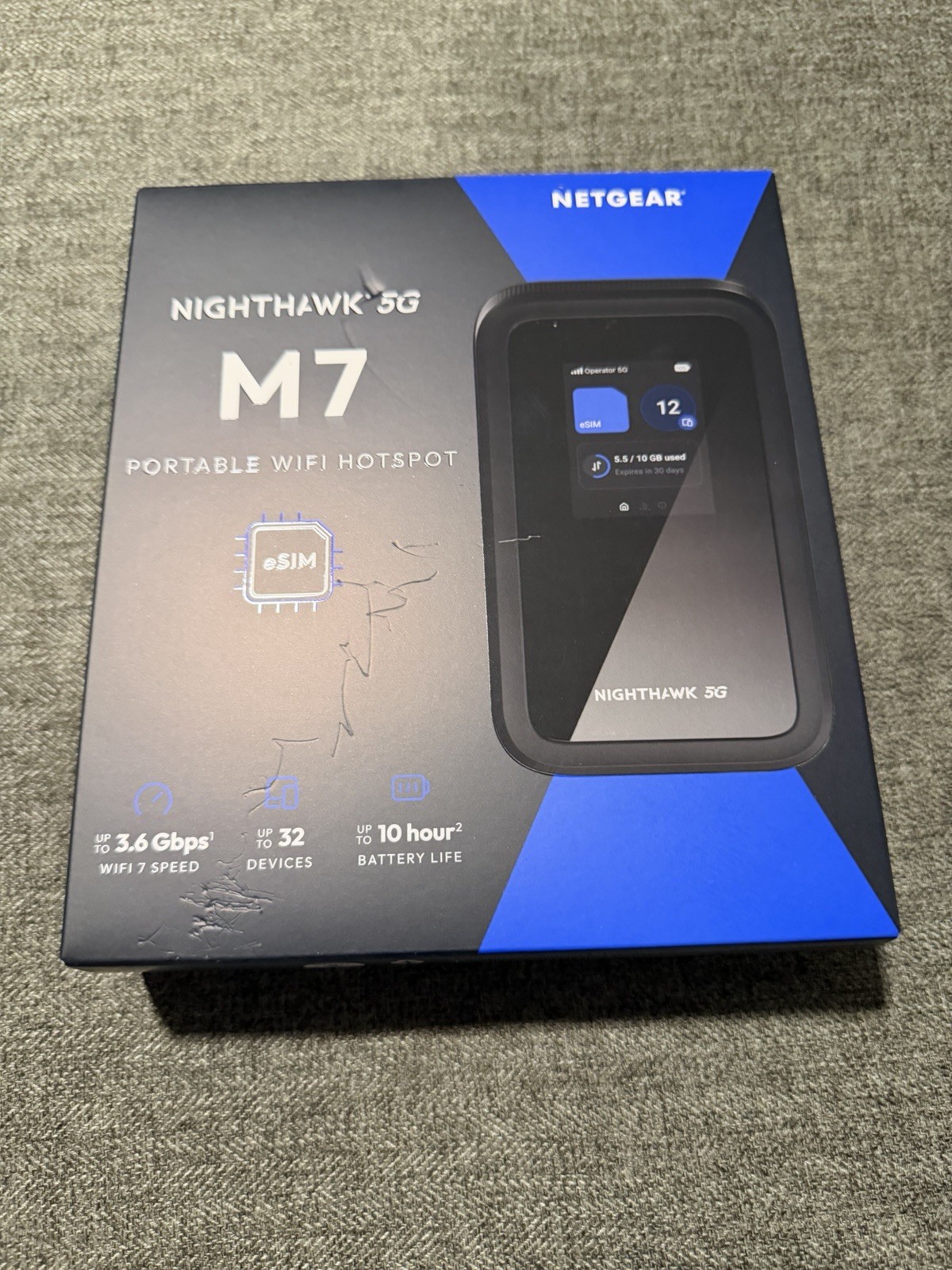 NETGEAR - Nighthawk 5G Mobile Hotspot M7 with eSIM or SIM - Black