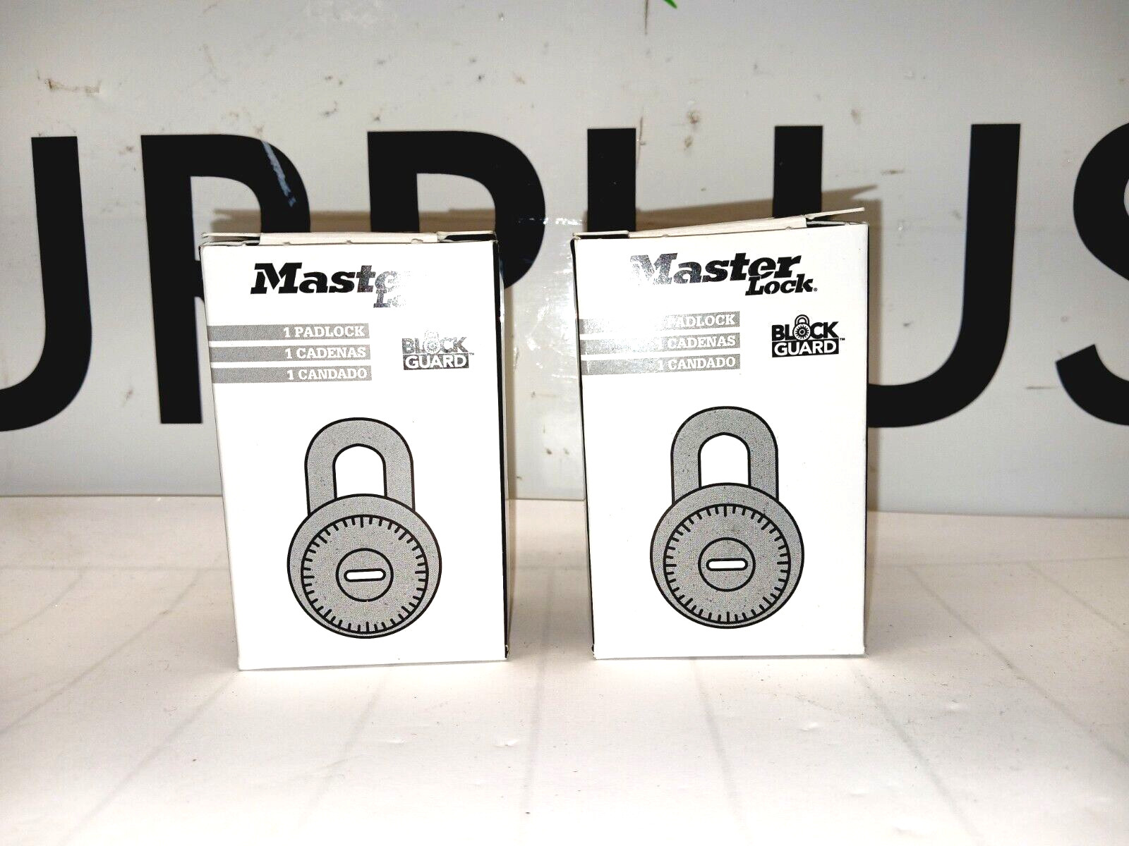 LOT OF 2 NEW MASTER LOCK 1525-V30 COMBINATION PADLOCK