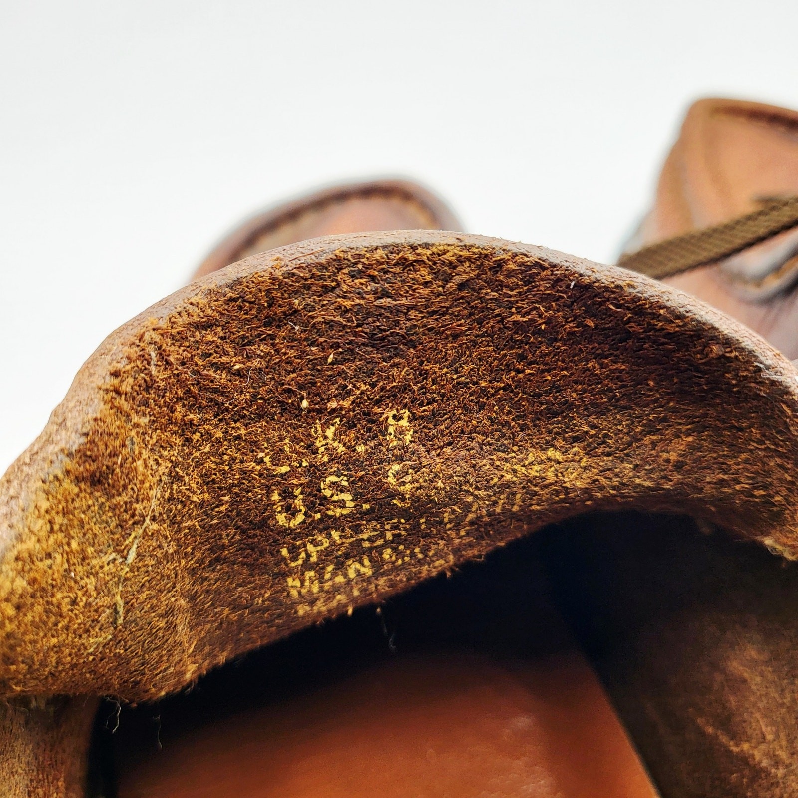 Clarks Wallabees Brown Oiled Leather Worn In Comfort Moccasin Boots Men's 9