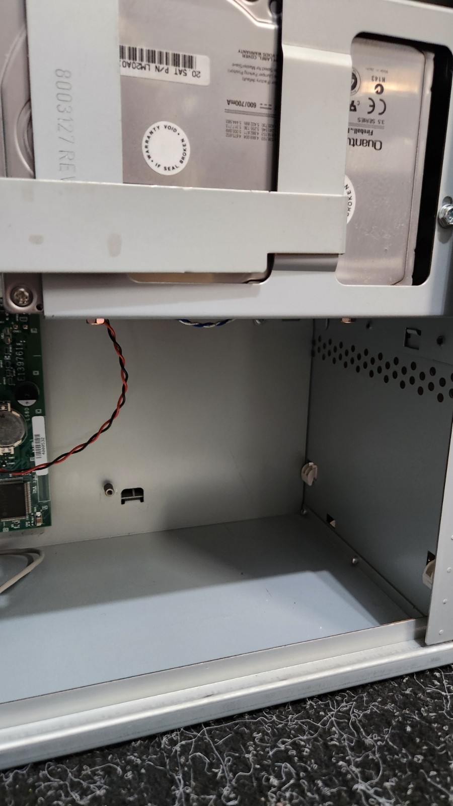 Gateway LP Mini Tower TB3 Performance 650 Computer Pentium III TESTED Win XP