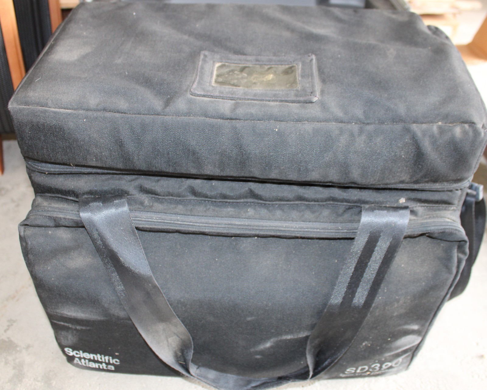 SPS390 Signal Processing Systems Dynamic Signal Analyzer