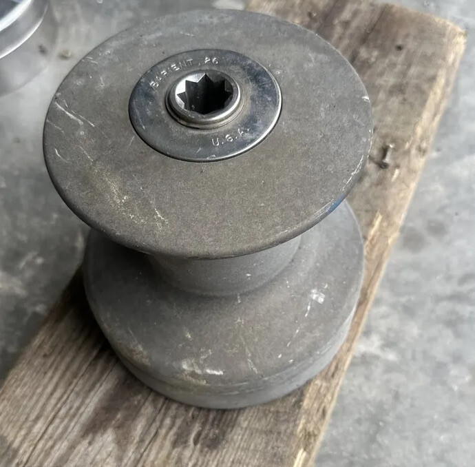 Single (1) Barient 26 2-speed Sailboat Winch
