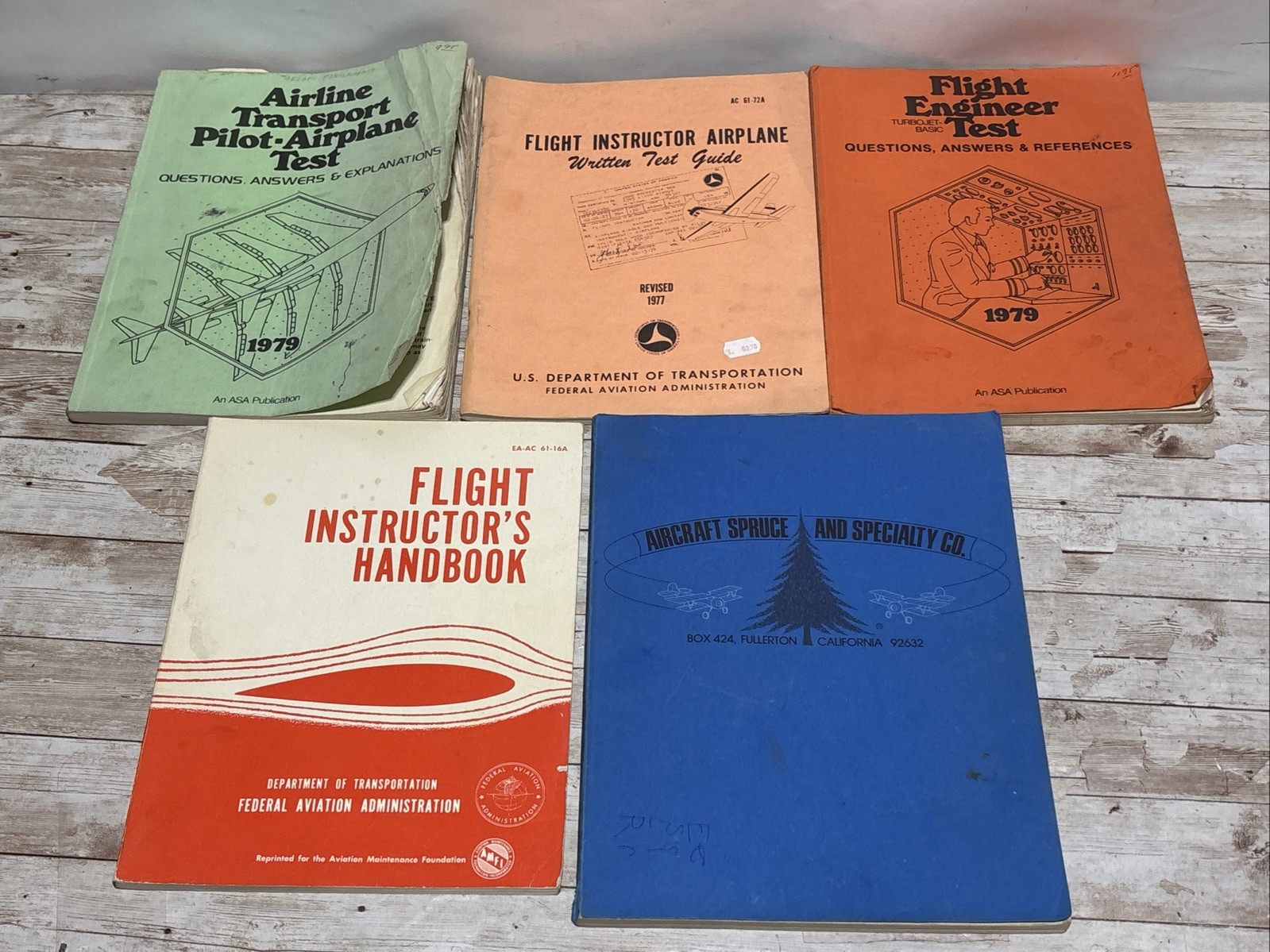 5 VINTAGE AIRCRAFT flight engineer test, instructor transport pilot Lot Books