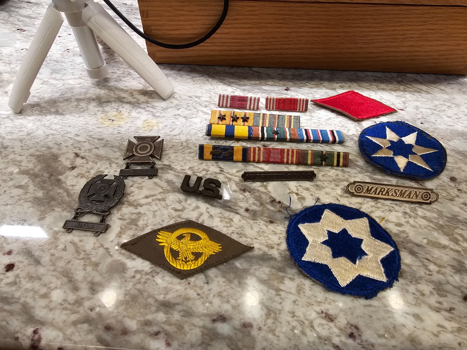 WWII Korean War U.S. Army & Army Air Forces Insignia Lot – Ribbons, Rifle Badges