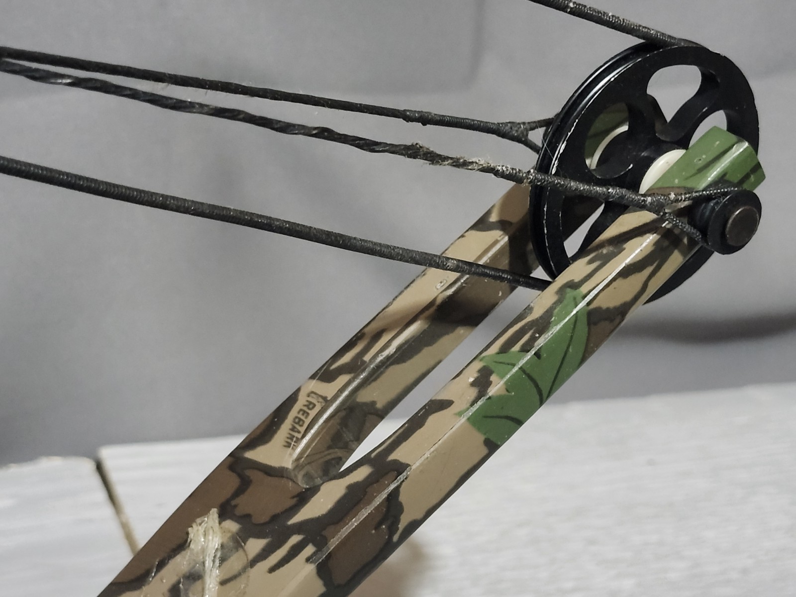 Mathews Rival Pro Compound Bow Right Hand Solo Cam w/ X-Ring