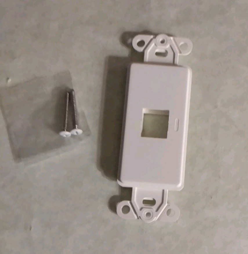 KEYSTONE STYLE  DECORA FACEPLATE INSERT WHITE 1 PORT UNIVERSAL CUTOUT .58"x.76"