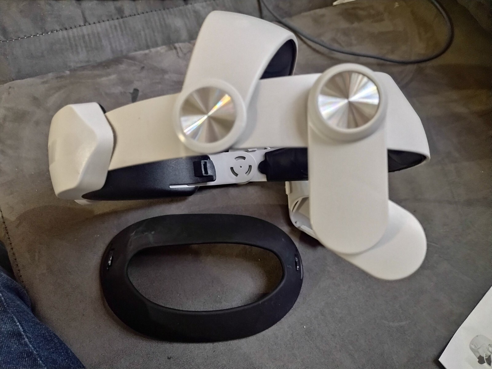 new 8VR Head Strap with Battery - Adjustable Elite Strap with 6400mAh
