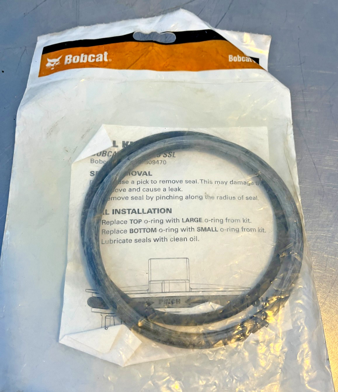 7309470  GENUINE OEM Bobcat   SEAL KIT   Ingersoll Rand  7 309 470