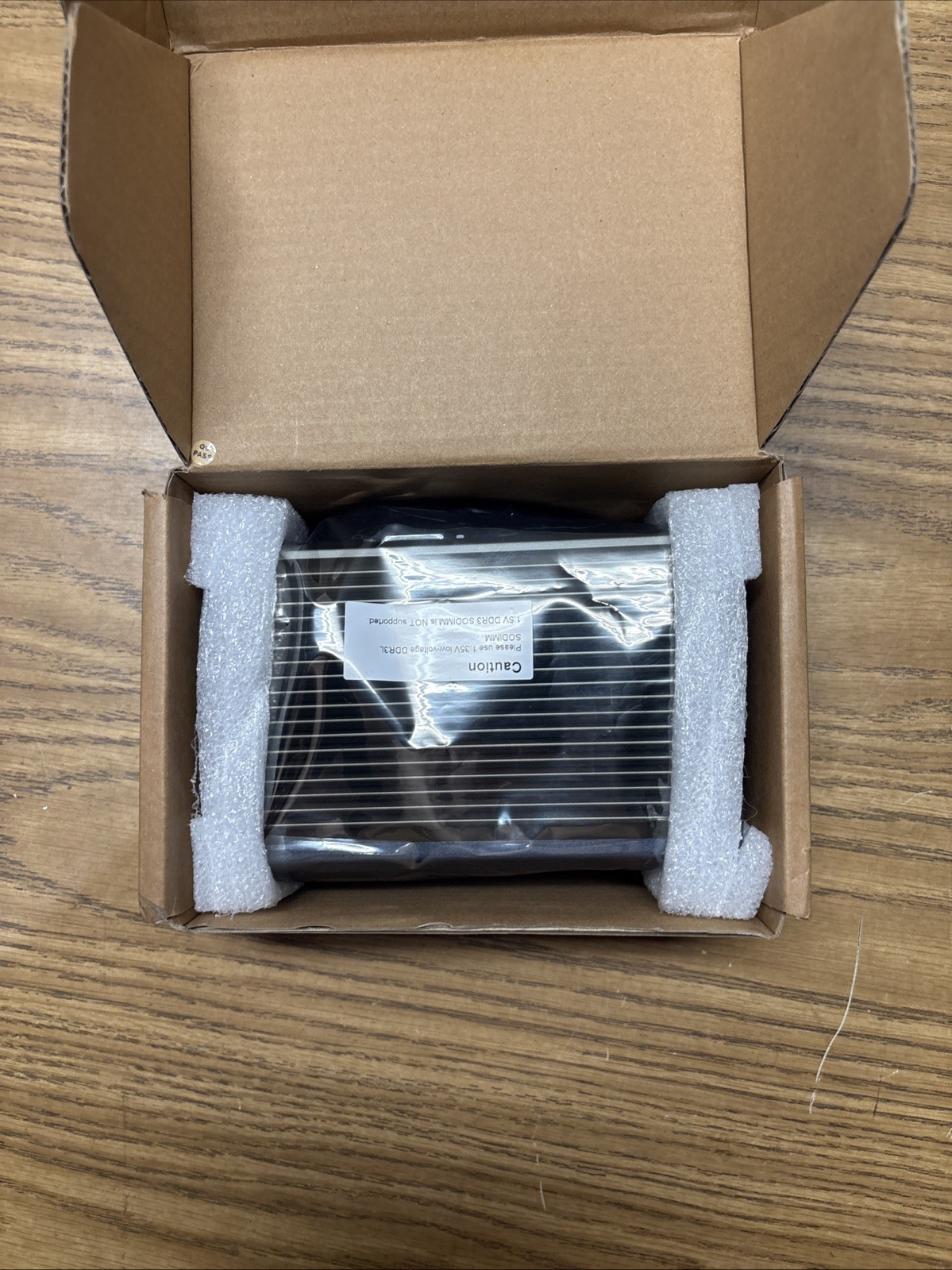 Intel Apollo Lake POC-320 Series Ruggedized Faneless Computer