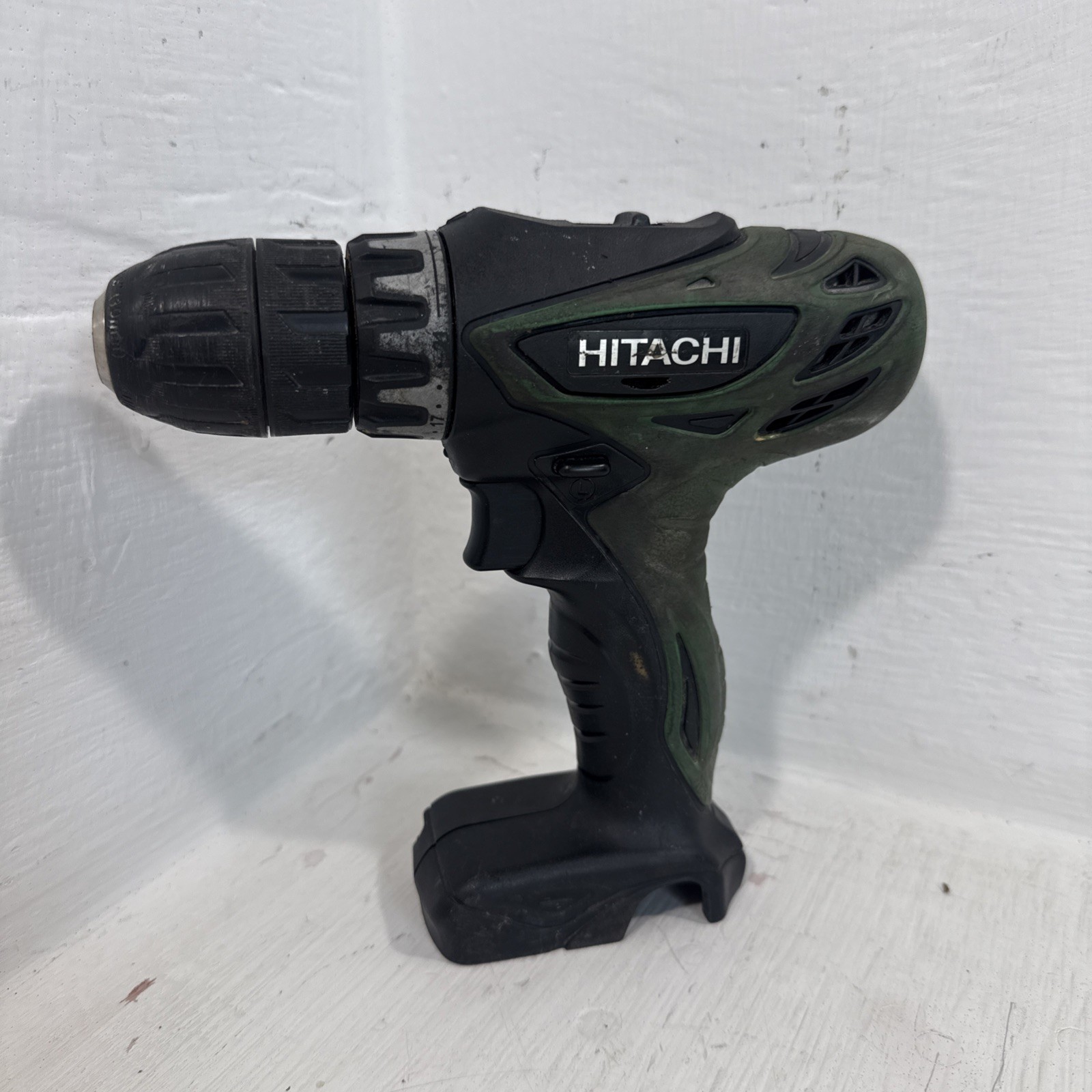 Hitachi DS10DFL 10.8/12V Cordless Drill Driver 10 mm Chuck Power Tool Only WORKS
