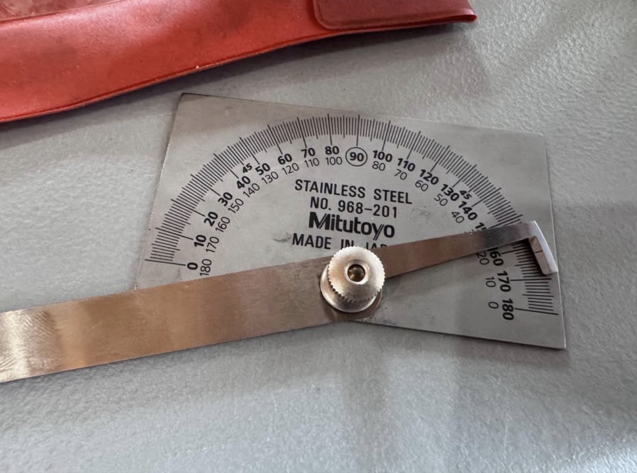 Mitutoyo 968-201 Stainless Steel Machinist Protractor with Case