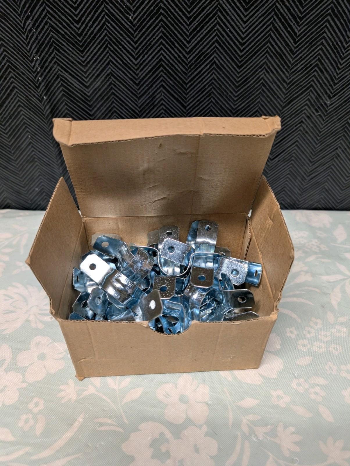 50 PCs Windsor 1/2" Rigid 2 Hole Straps  for Conduit or Pipe