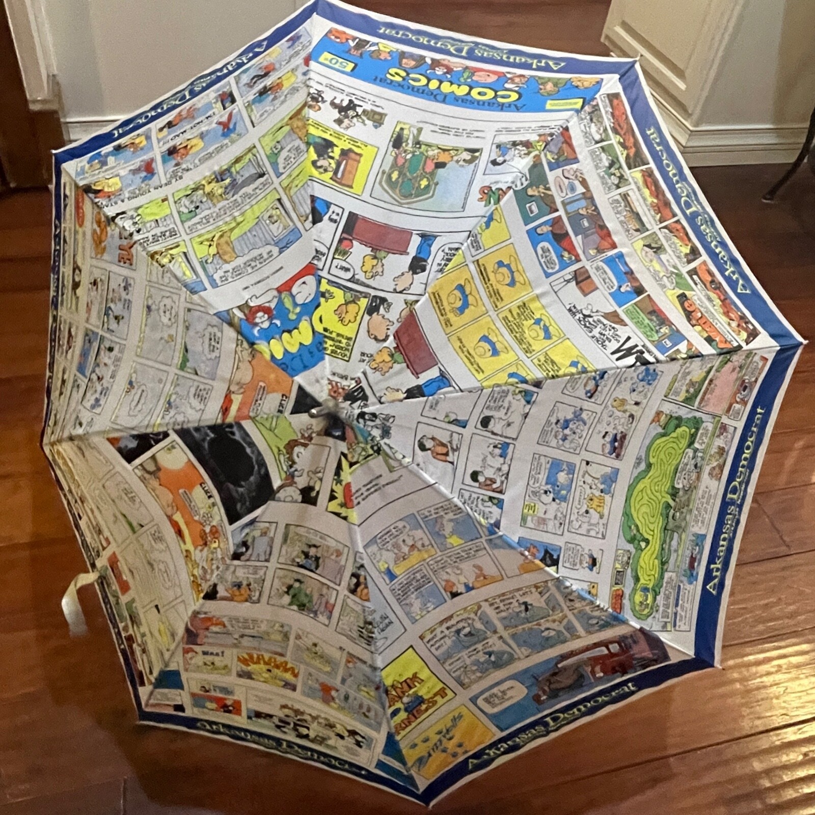 Arkansas Democrat Gazette Umbrella Comic Strips Wood Handle Vintage Cathy Archie