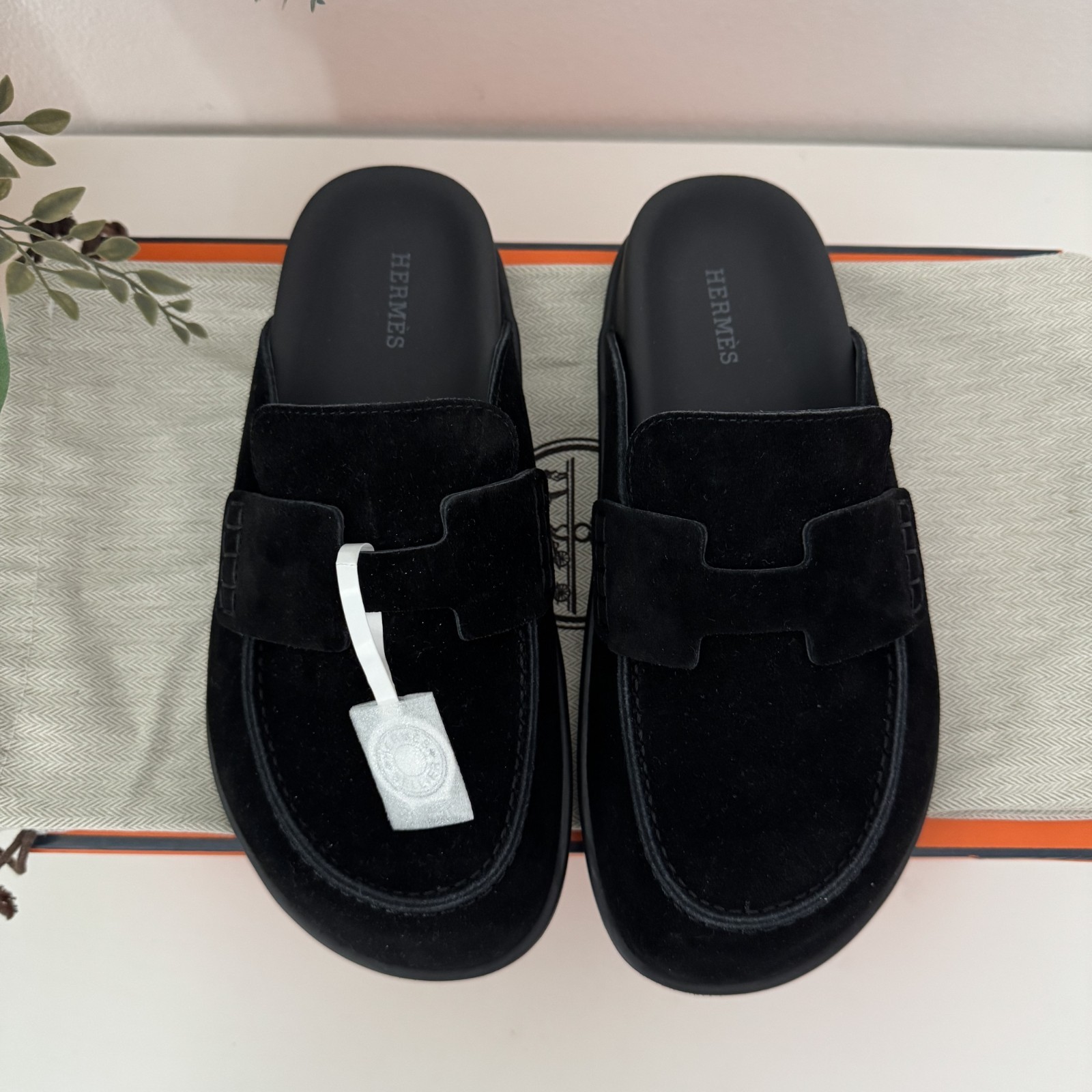 Hermes Paris Mule Loafers Black Velvet H Logo Slip On Women’s Size 37 US 6.5-7 L