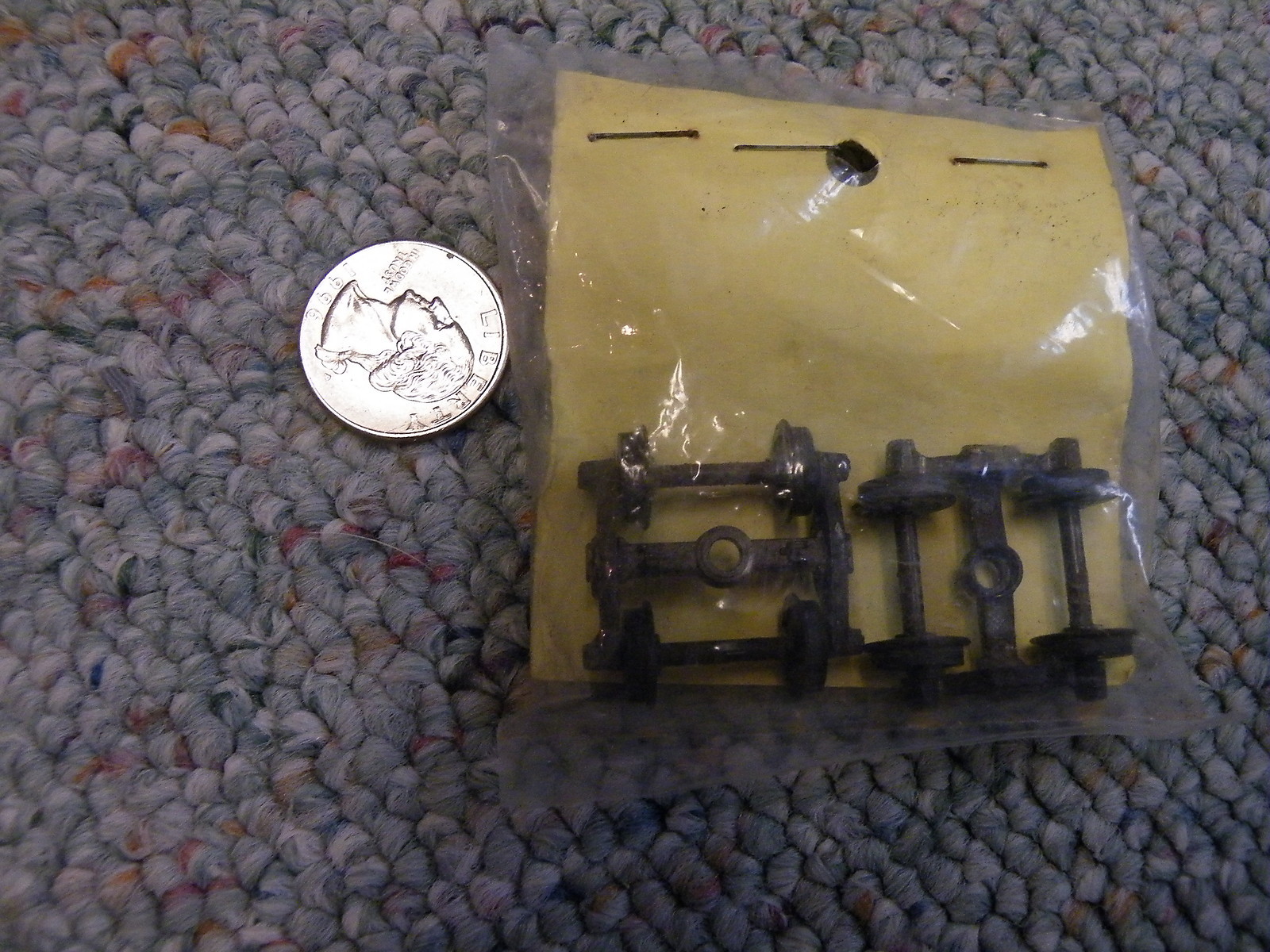 Roundhouse Products parts HO #2925 Roller bearing  H124