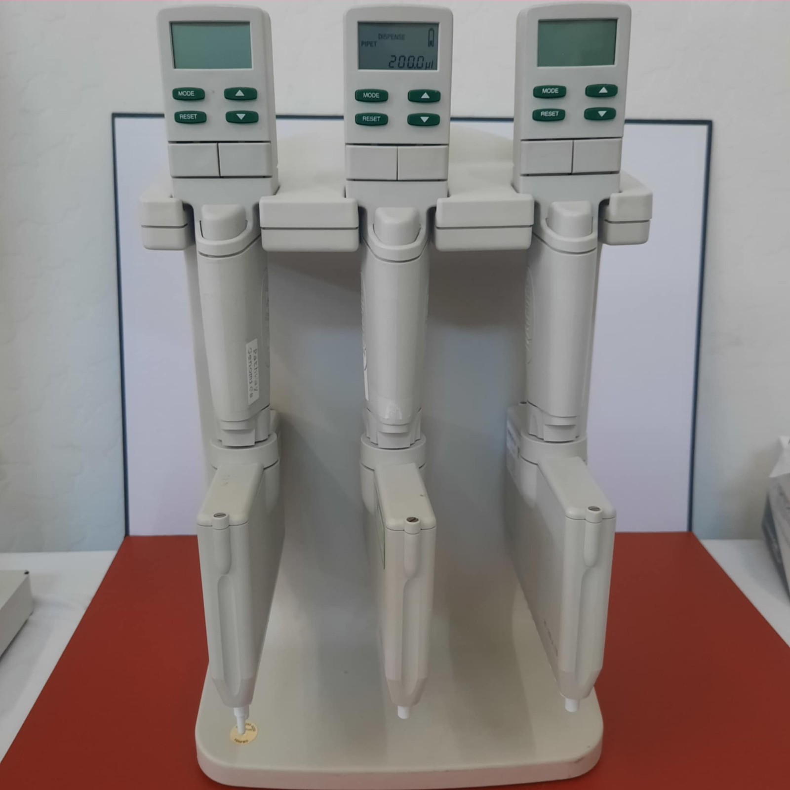 Rainin E3 Rapid Charge Stand w/ 3x EDP3-Plus 12 Multi-Channel Digital Pipettes