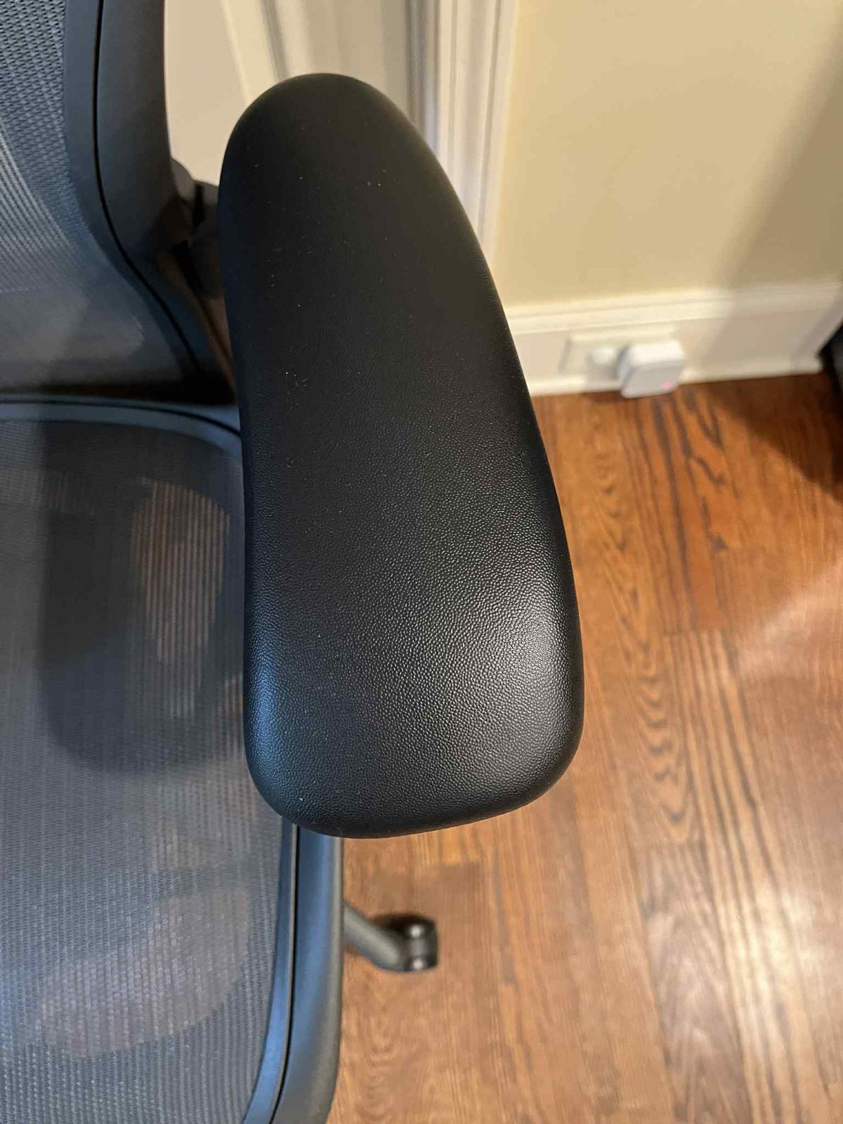 Herman Miller Aeron Office Chair - Remastered Version Size B