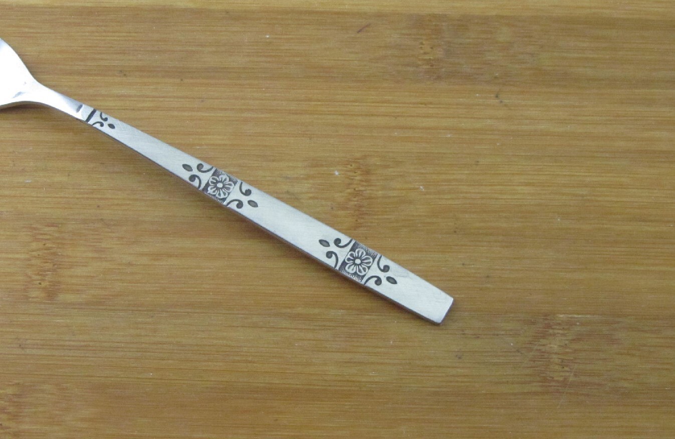 Oneida ORLANDO Stainless Profile CHOICE Silverware Burnished Flatware