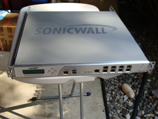 Sonicwall NSA E5500 Model 1RK12-050 C08058 Network Security Appliance